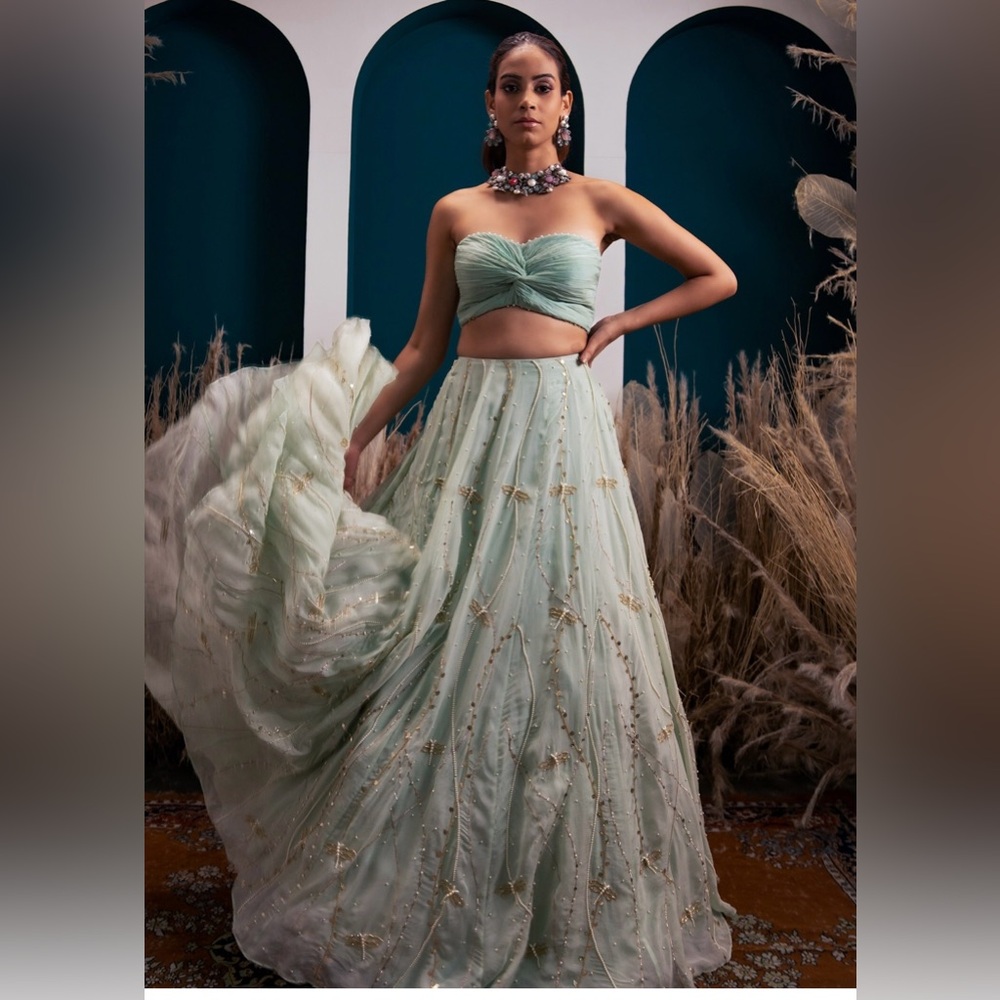 Lilac Silky Bindra Lehenga || Brand New || For Haldi/Mehendi